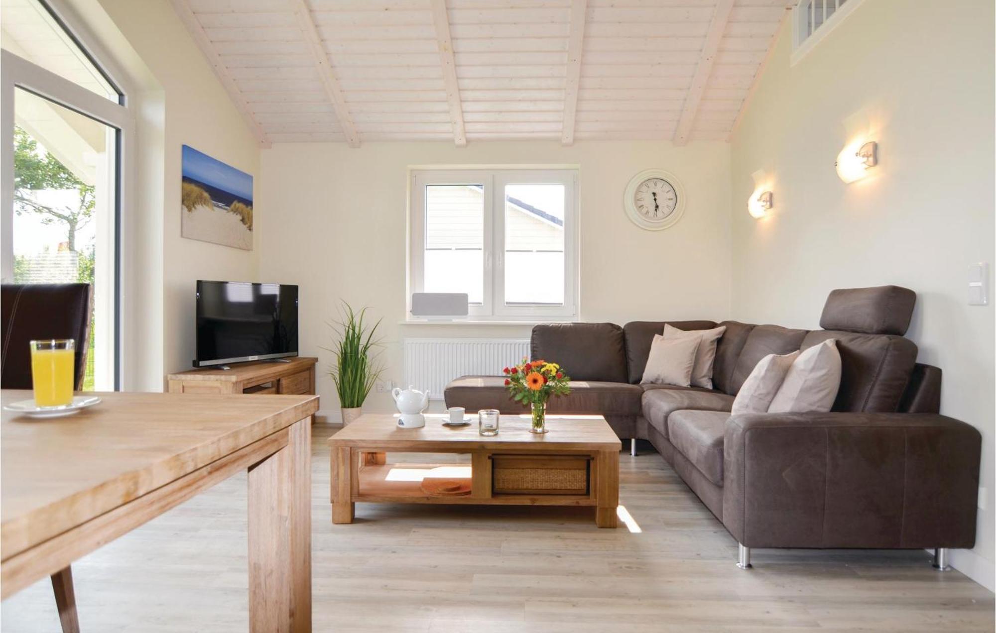 Awesome Home In Dagebuell With Kitchen المظهر الخارجي الصورة